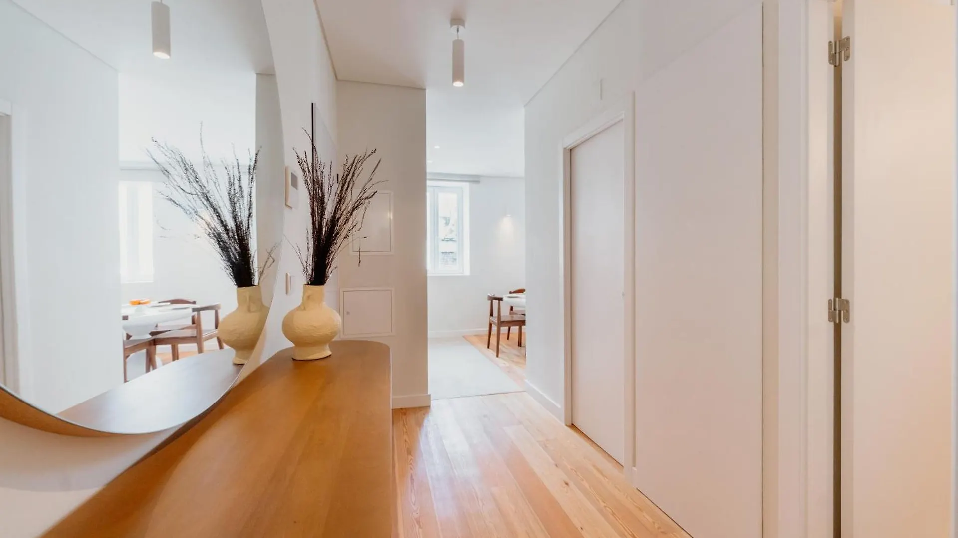 Mary Orange - No 236 Rc E - Elegant Two-Bedroom Urban Retreat Lisboa 葡萄牙